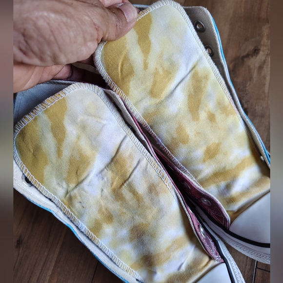 Converse White Canvas High-Tops - Picture 5 of 7